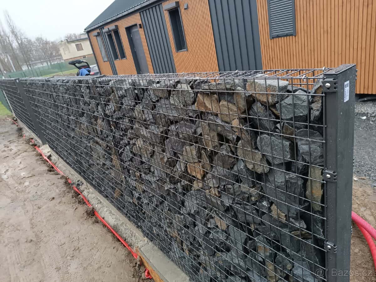 Ploty,oplocení 10