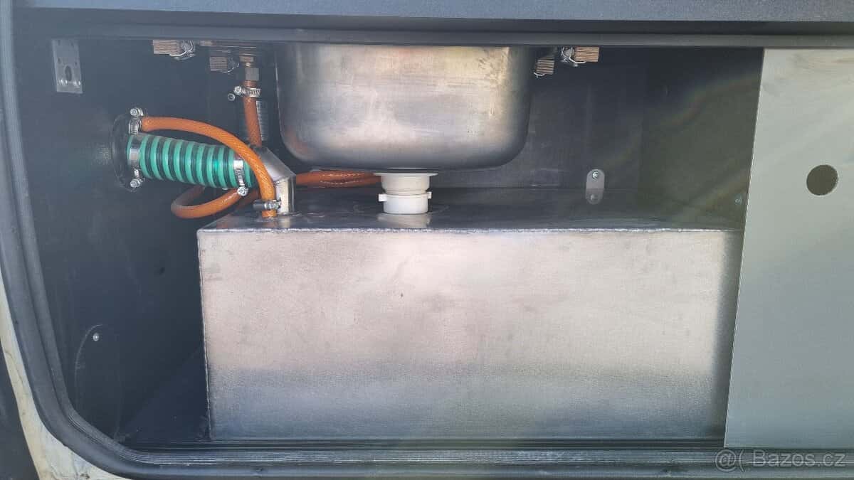 Prodám minikaravan 7