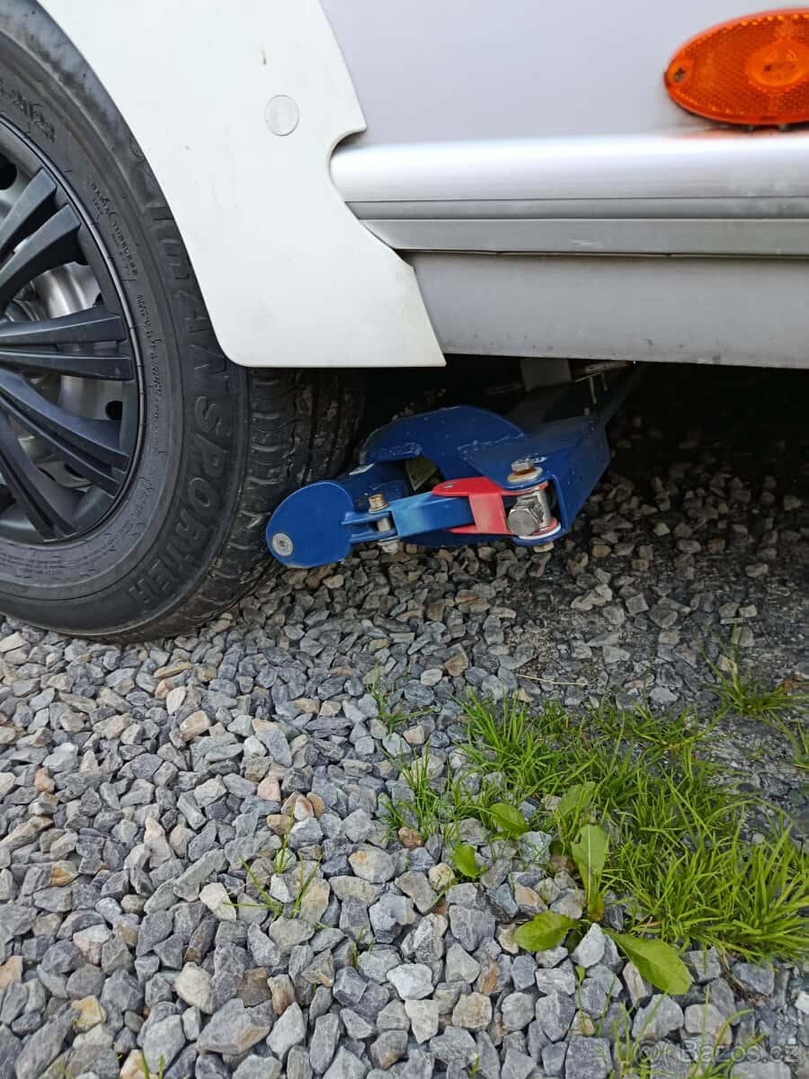 Karavan Bürstner 470 TS 10