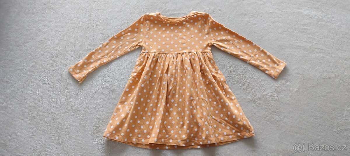 Dívčí šaty 4