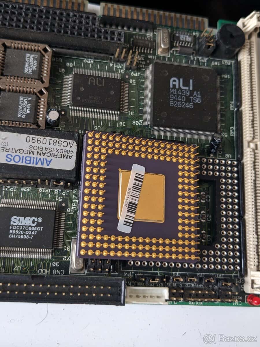 Výběr retro PC komponent 3