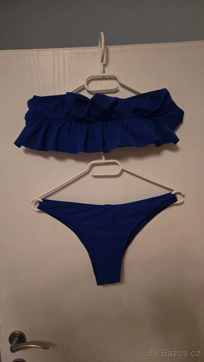 Modré plavky 1