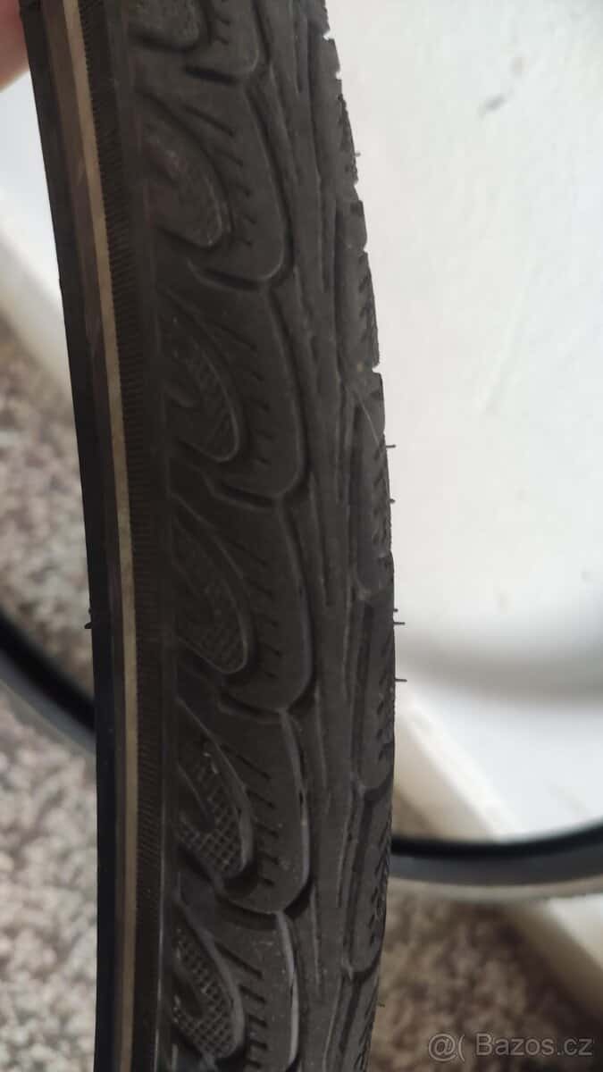 Pláště Schwalbe 3