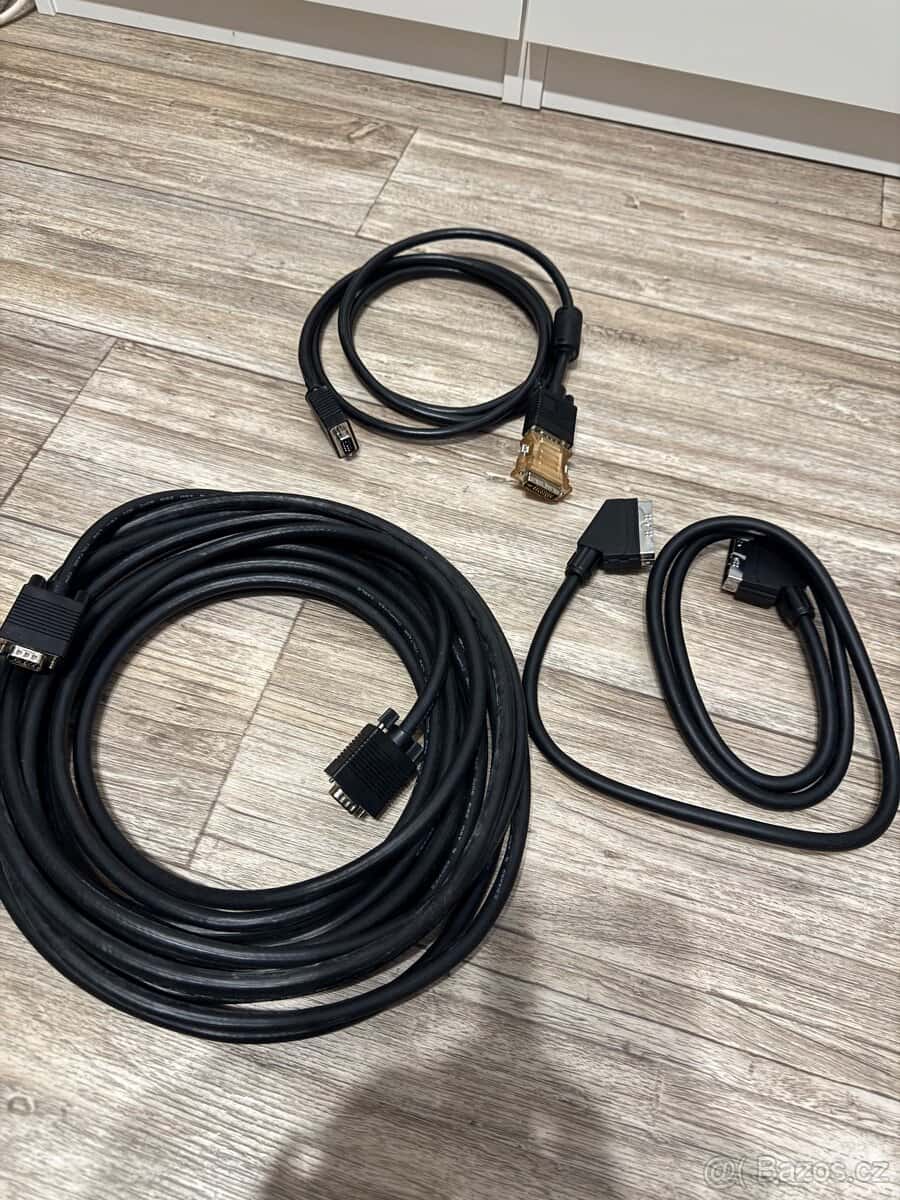 Kabely k PC 1