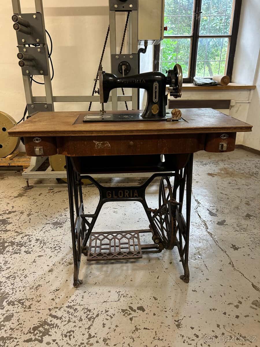 Šicí stroj 1