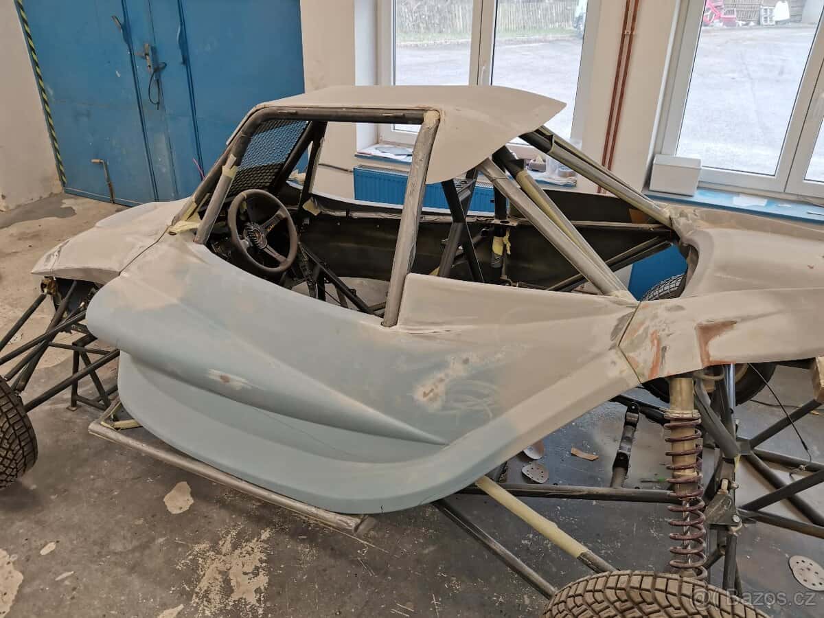 Modelář, přípravkář. 2