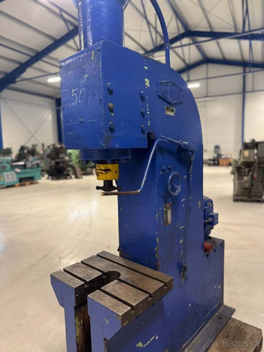 Hydraulický lis Netstal 2