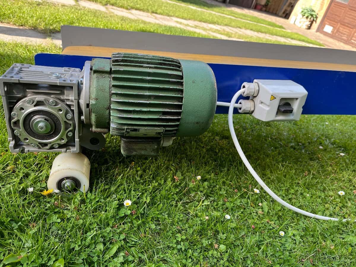 Pásový dopravník 3