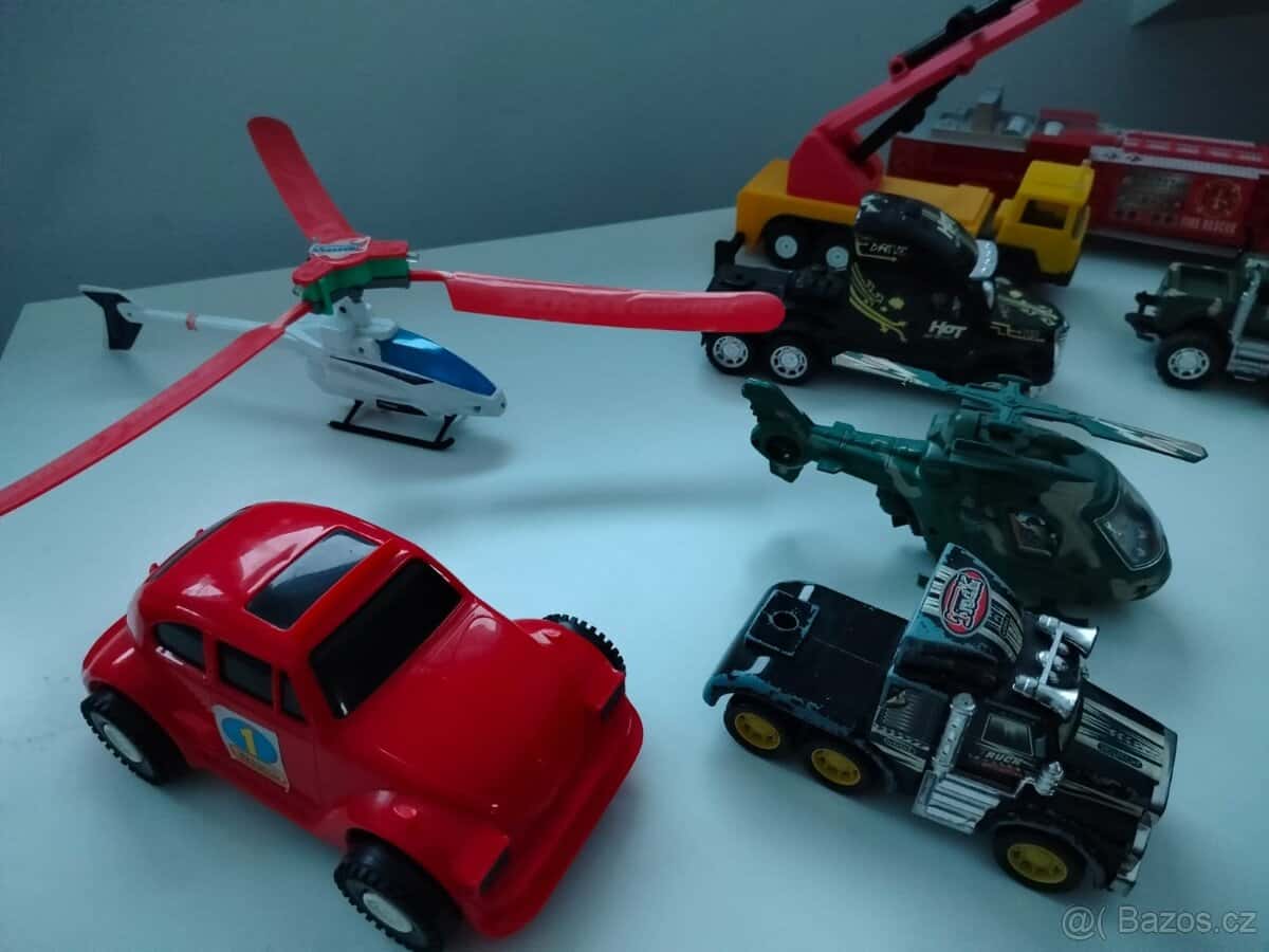 Sada autíček 1