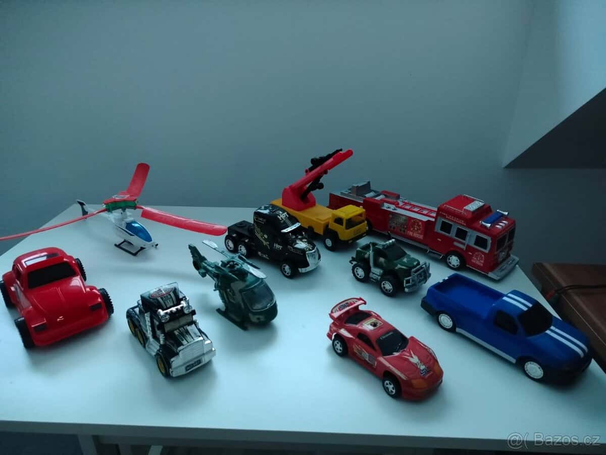 Sada autíček 5