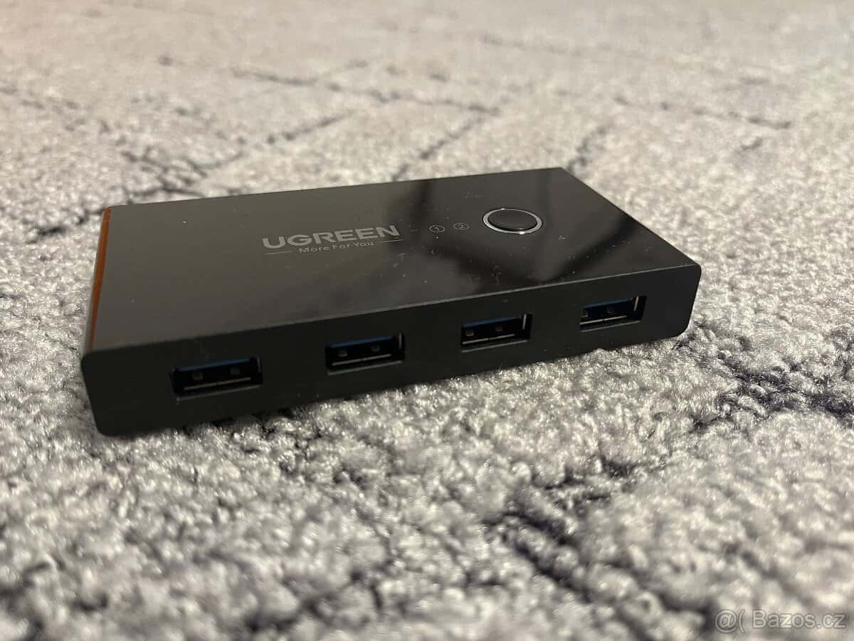 Ugreen 2 in 4 switch 3
