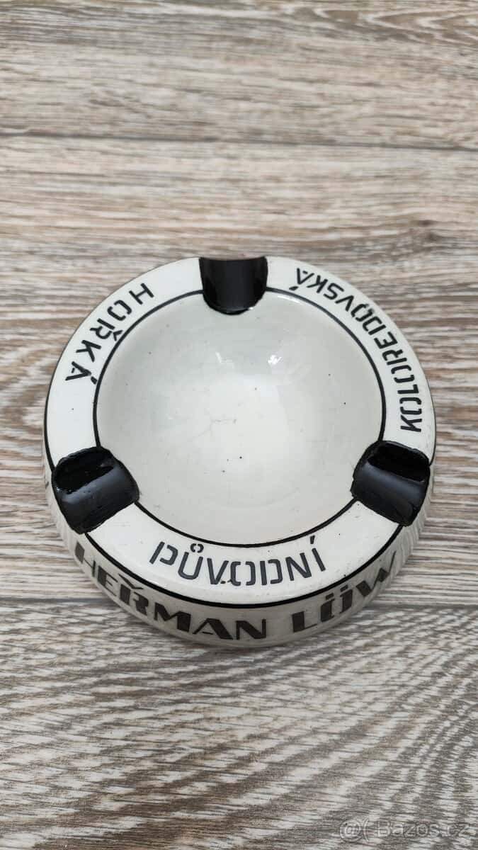 Popelník židovský 5