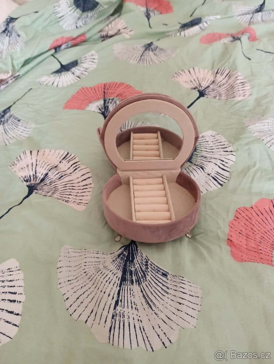 Šperkovnice křeslo 2