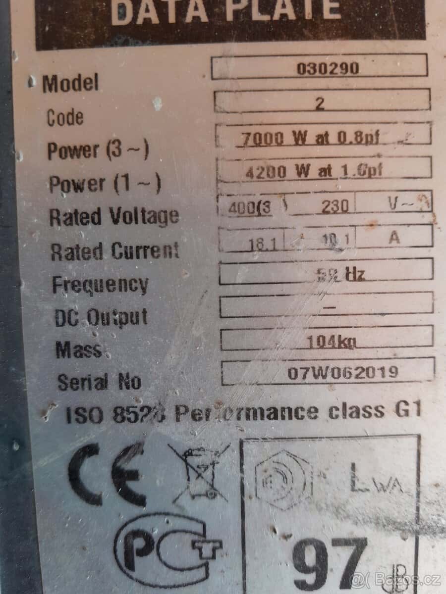 Generátor, centrála, 400 3