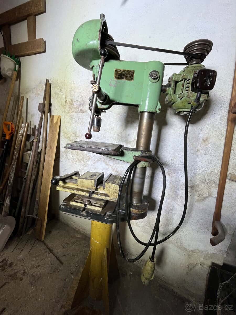 Stojanová vrtačka 1