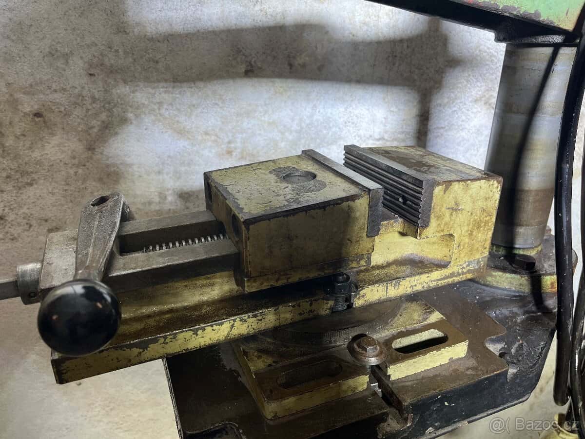 Stojanová vrtačka 4