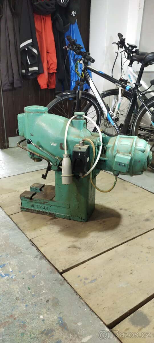 Hydraulický lis CDC 2-7 1