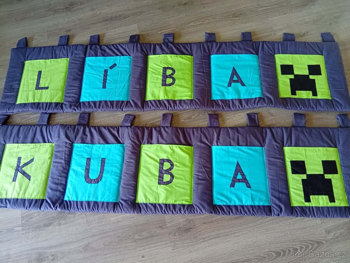 Kapsář za postel 1