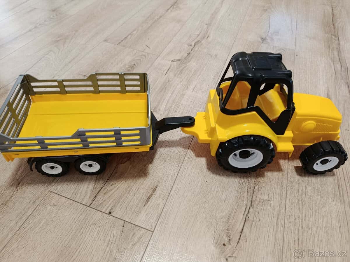 Traktor s vlečkou 1