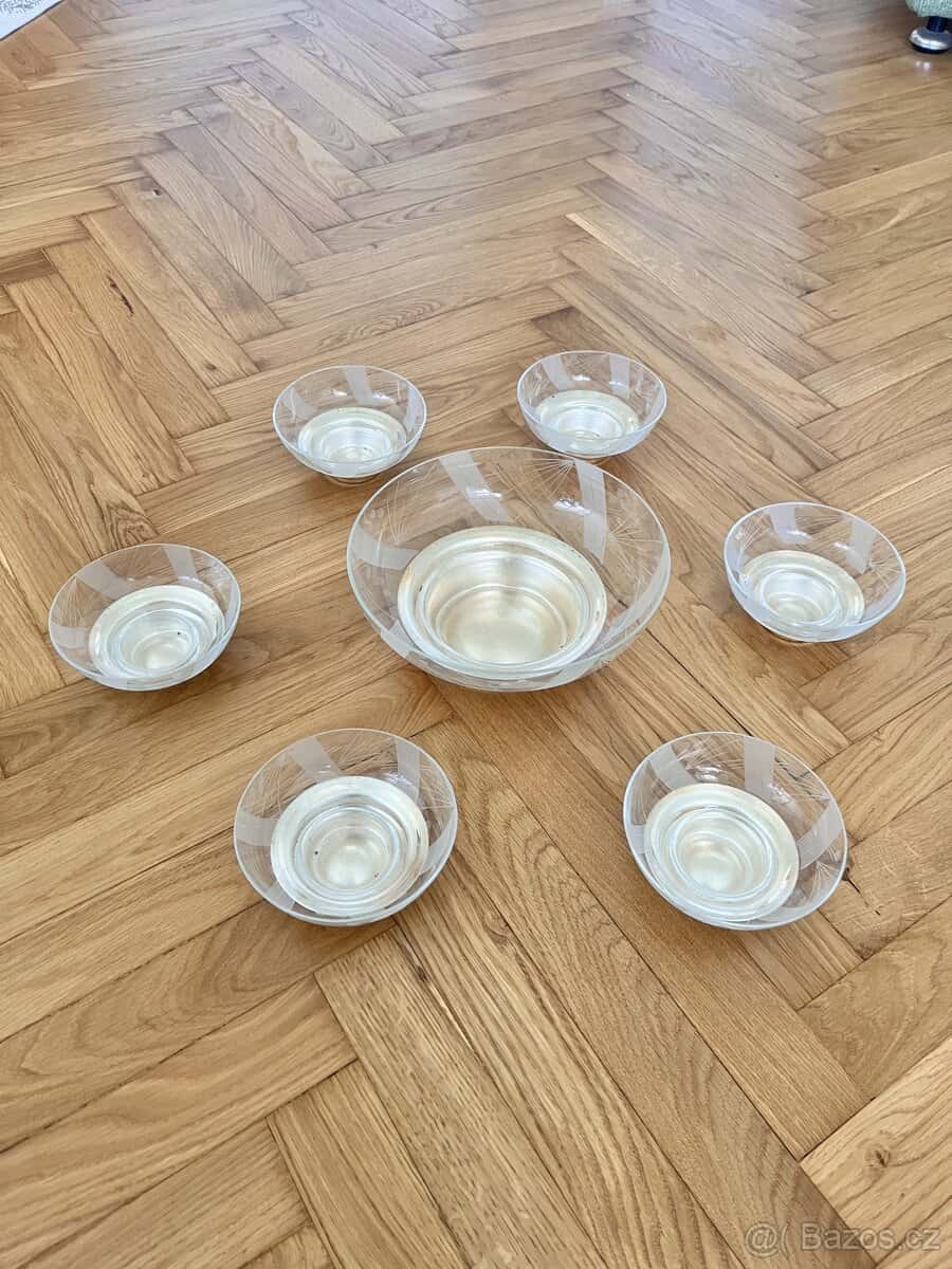 Sada broušených misek 1