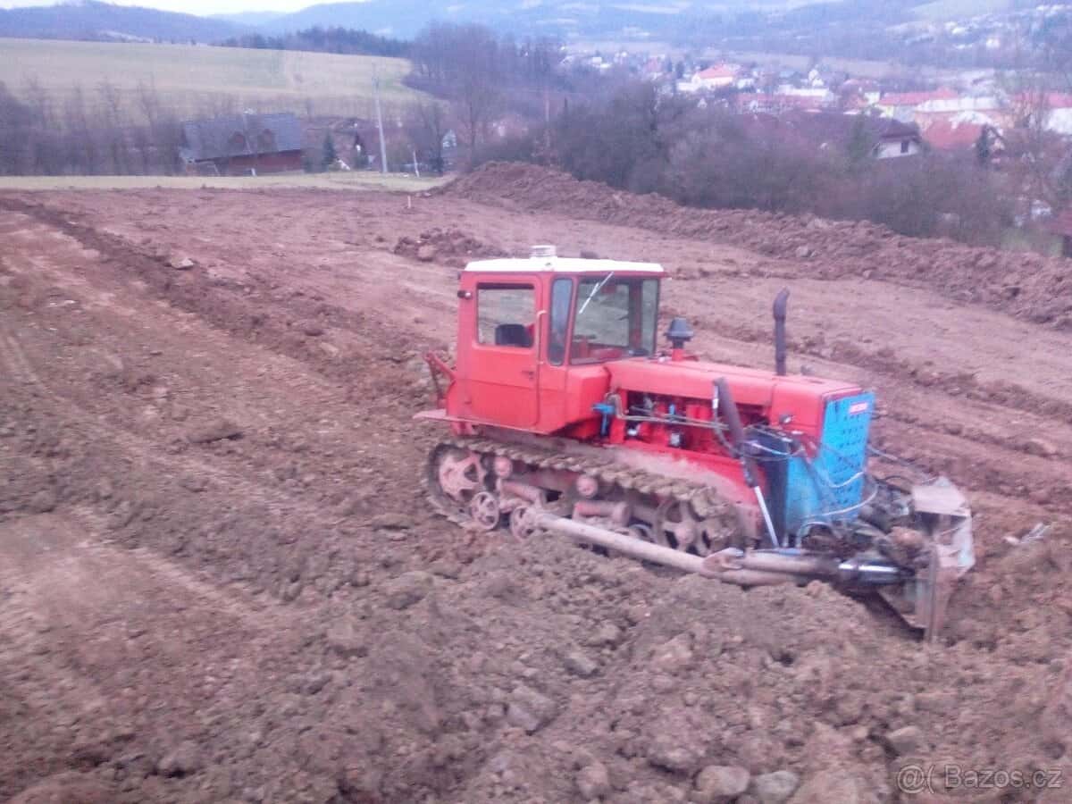 Práce buldozerem 14