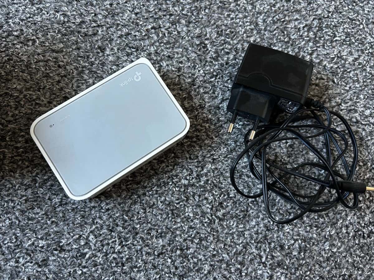 Switch TP-Link TL-SF1005D 2