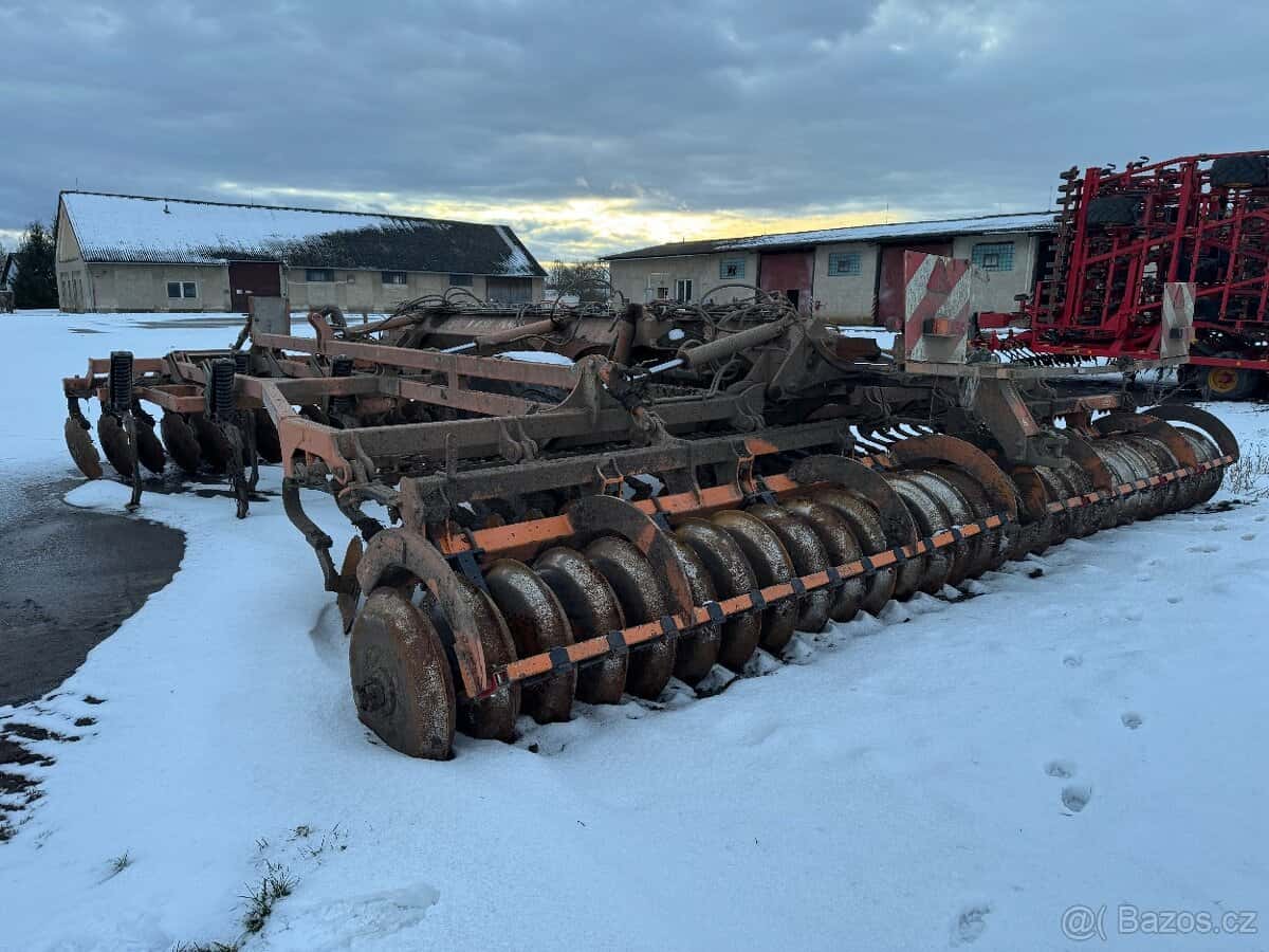 Kypřič Simba SL 700 7