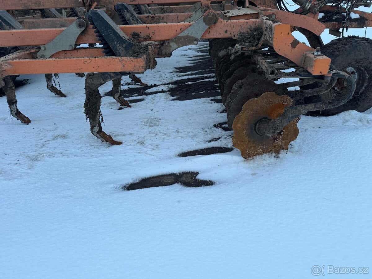 Kypřič Simba SL 700 10