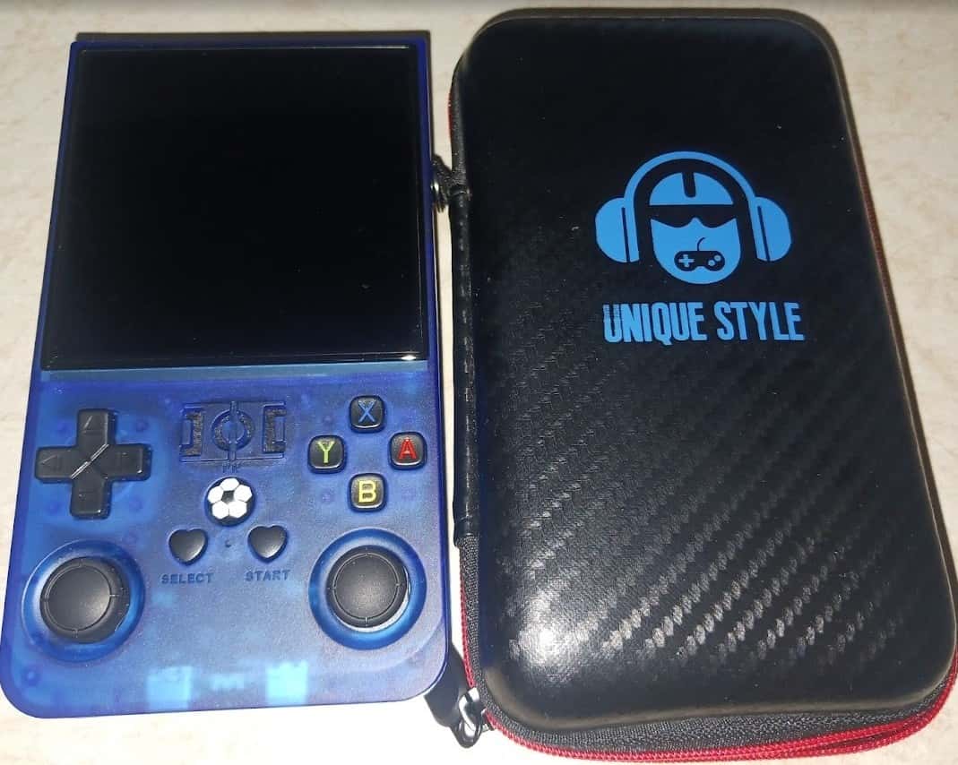 Herní konzole R36MAX 1