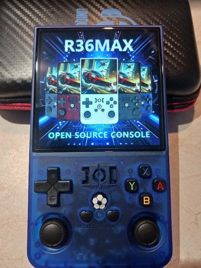 Herní konzole R36MAX 4