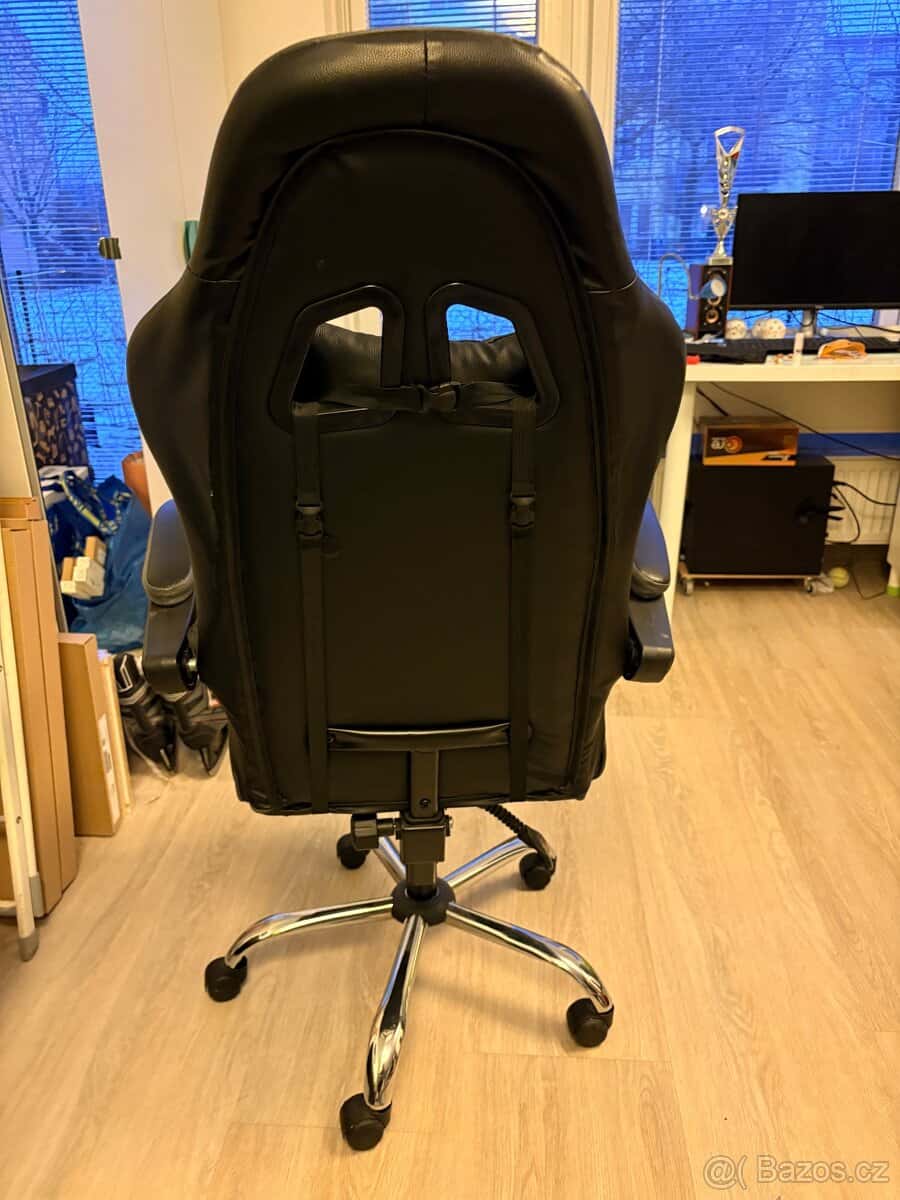 černá herní židle 3
