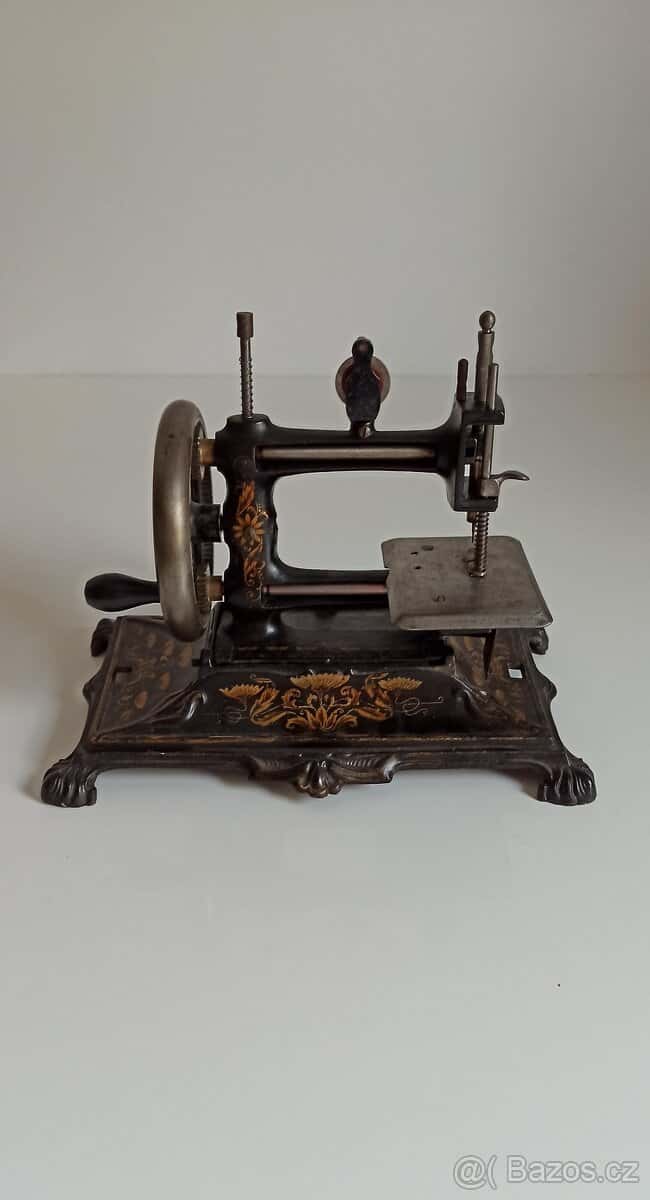 Šicí stroj 2