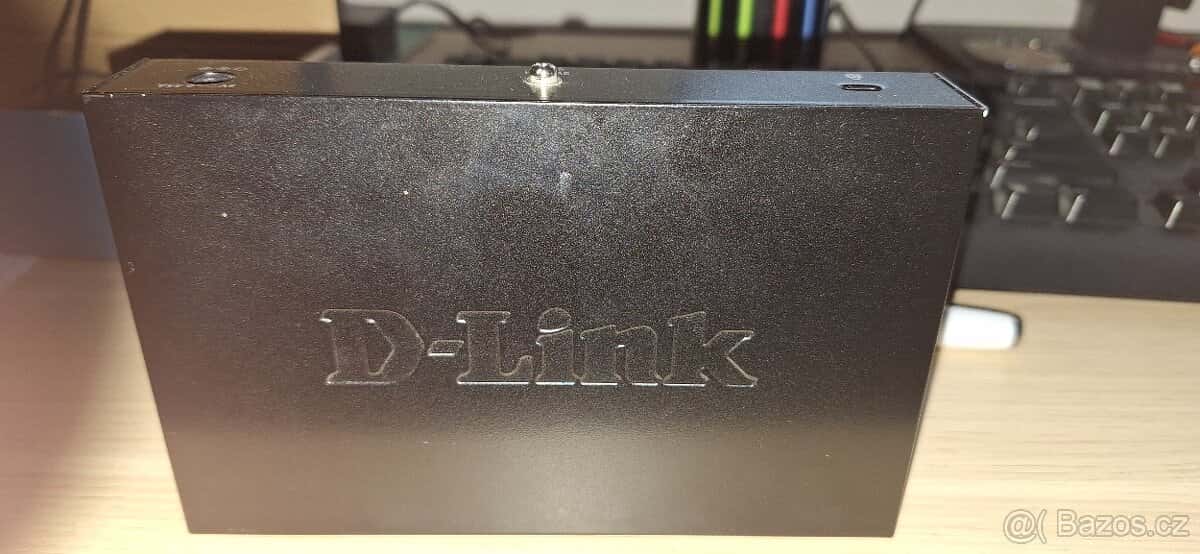 D-Link DES-108 2
