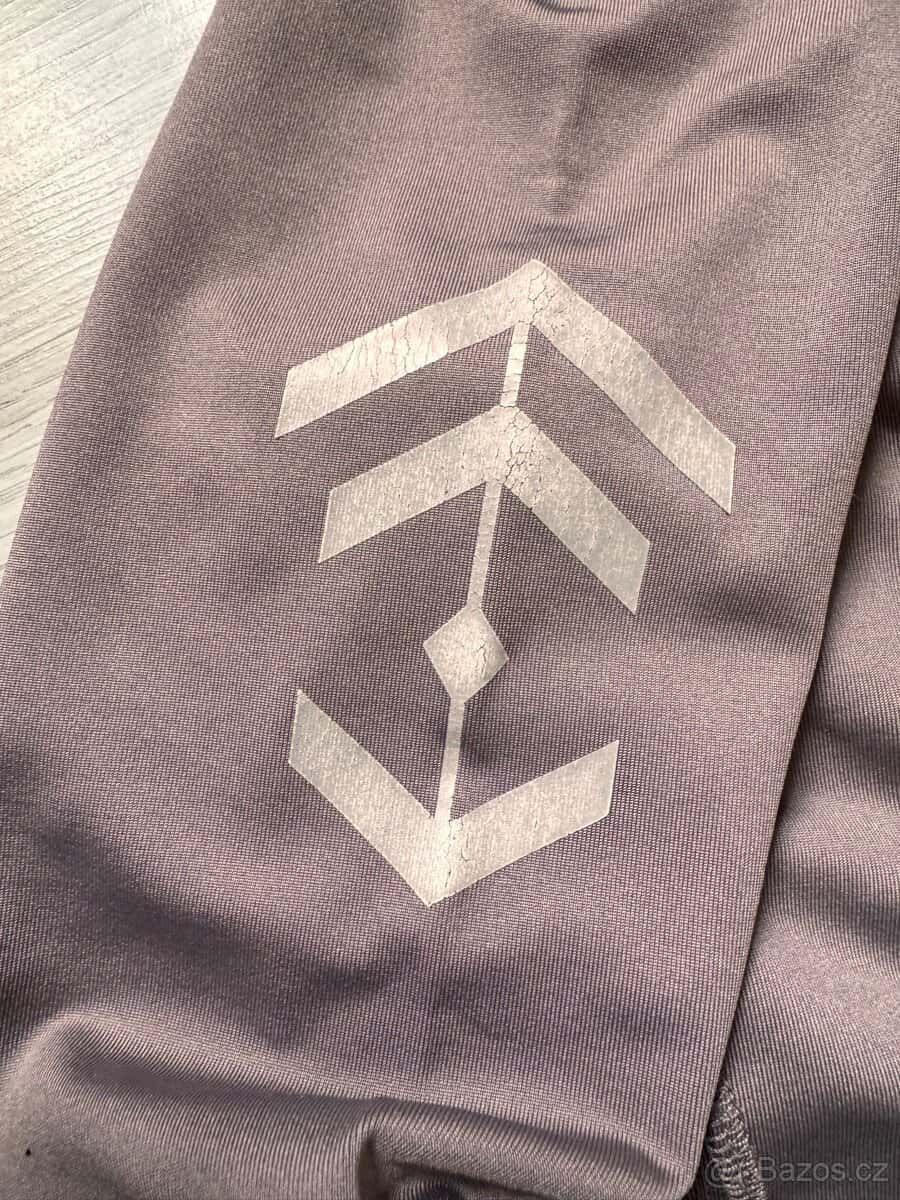 Aztec diamond base layer 4