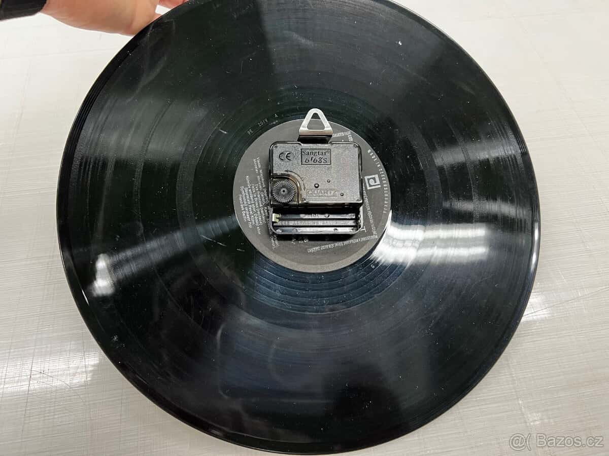 Hodiny - Gramodeska 2