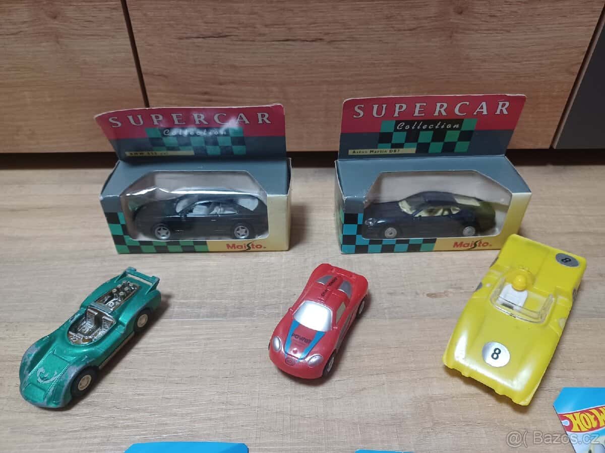 Auta ites, hotwheels... 3