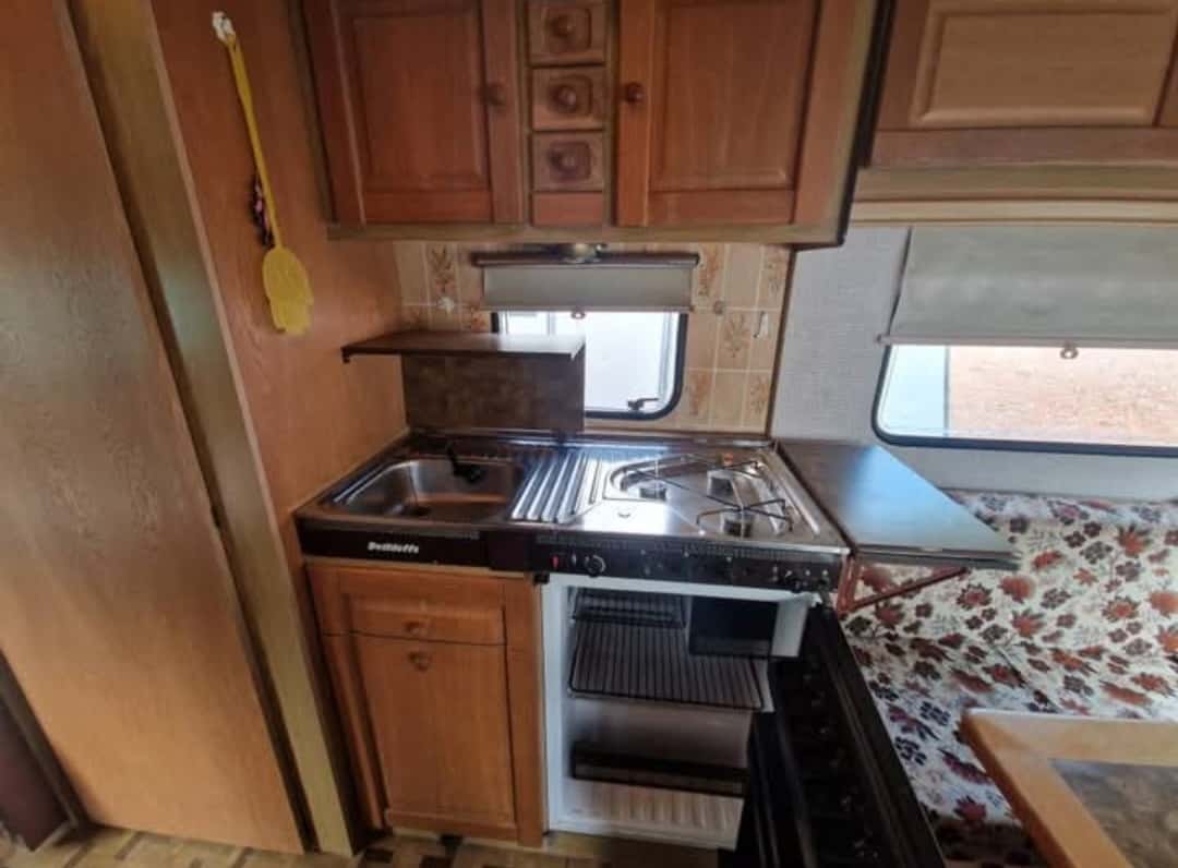 Karavan Dethleffs Jubilar 9