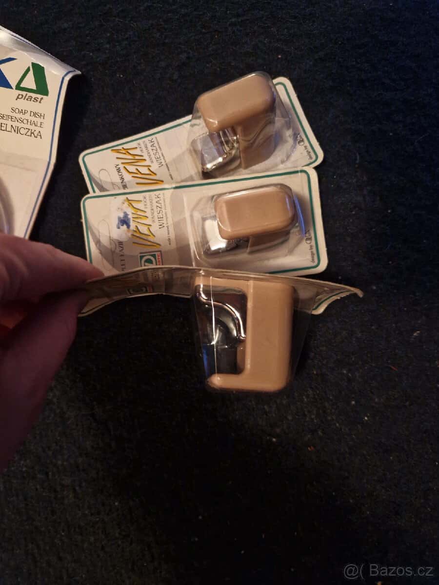 NOVÁ sada do koupelny 4