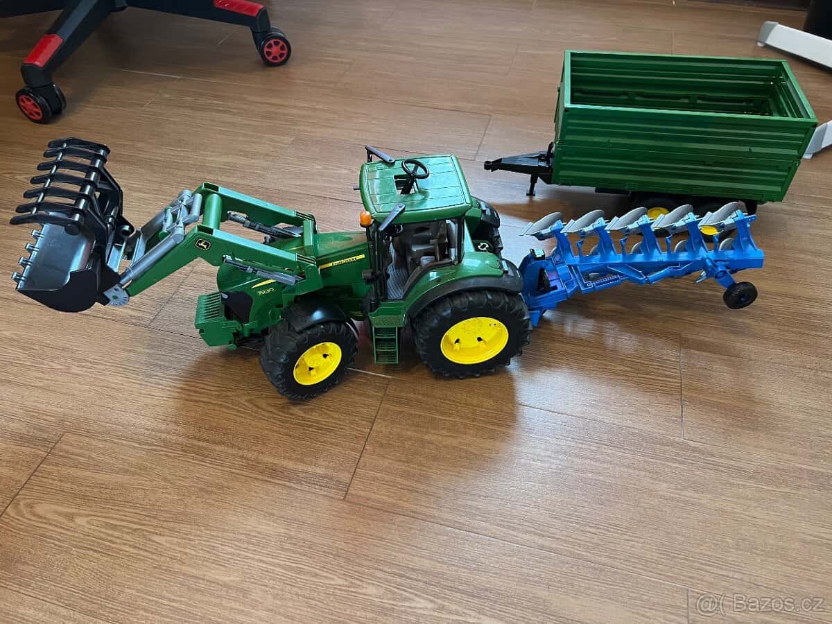 Traktor John Deere 3