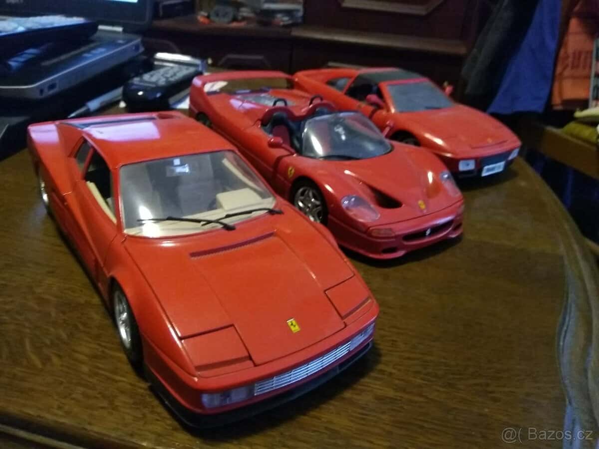 Prodám modely 1/18 2