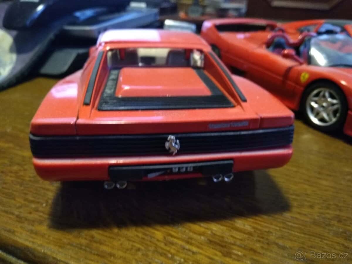 Prodám modely 1/18 3