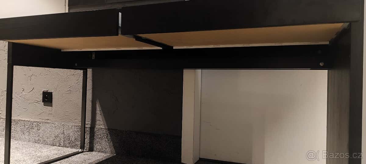 Stůl IKEA černý 4