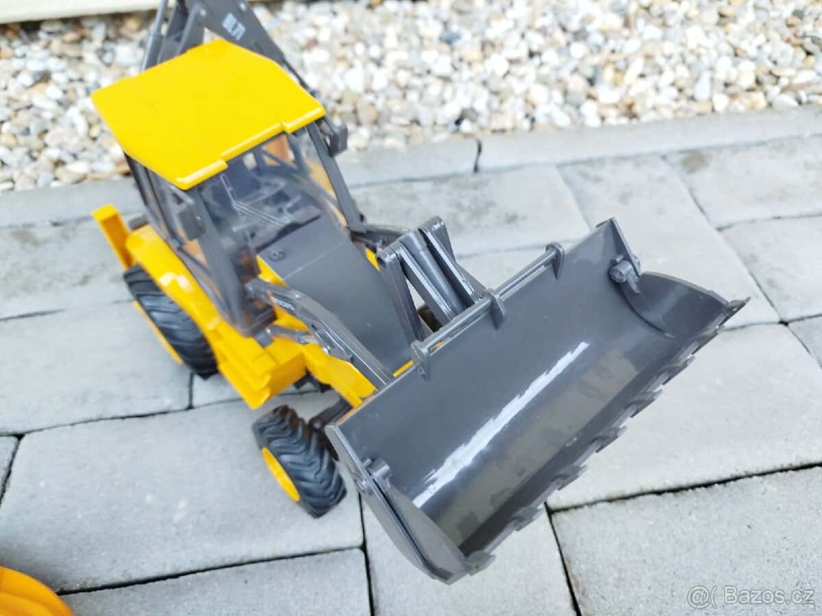 Dětský traktůrek 2