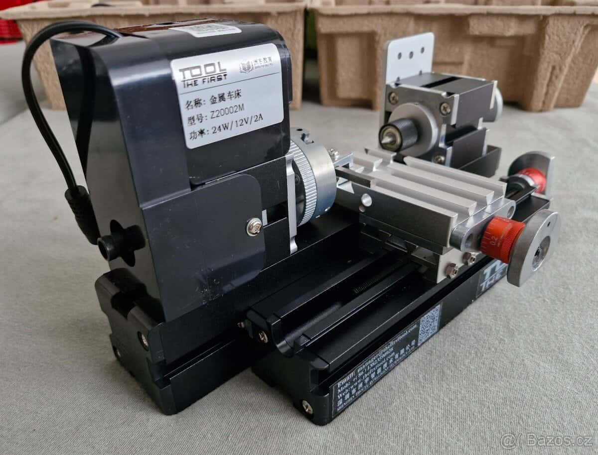 Soustruh výceúčelový 4