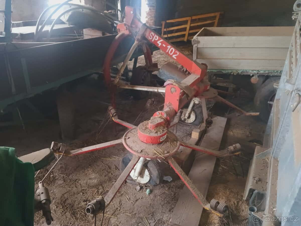 Prodám obraceč sena 5