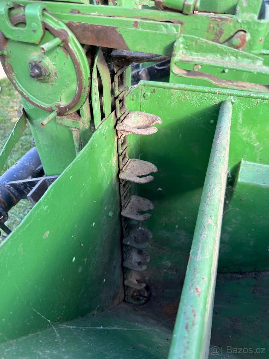 Prodám sazeč brambor 4