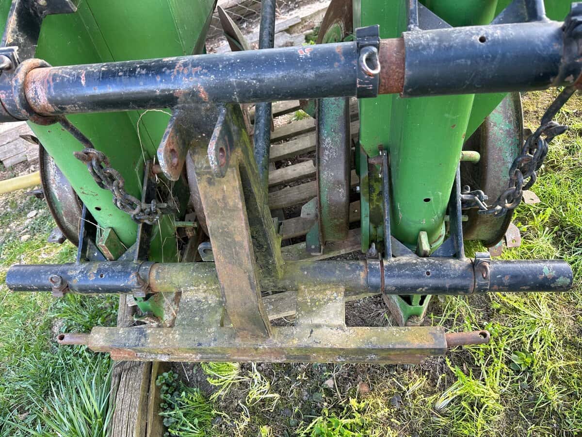 Prodám sazeč brambor 6