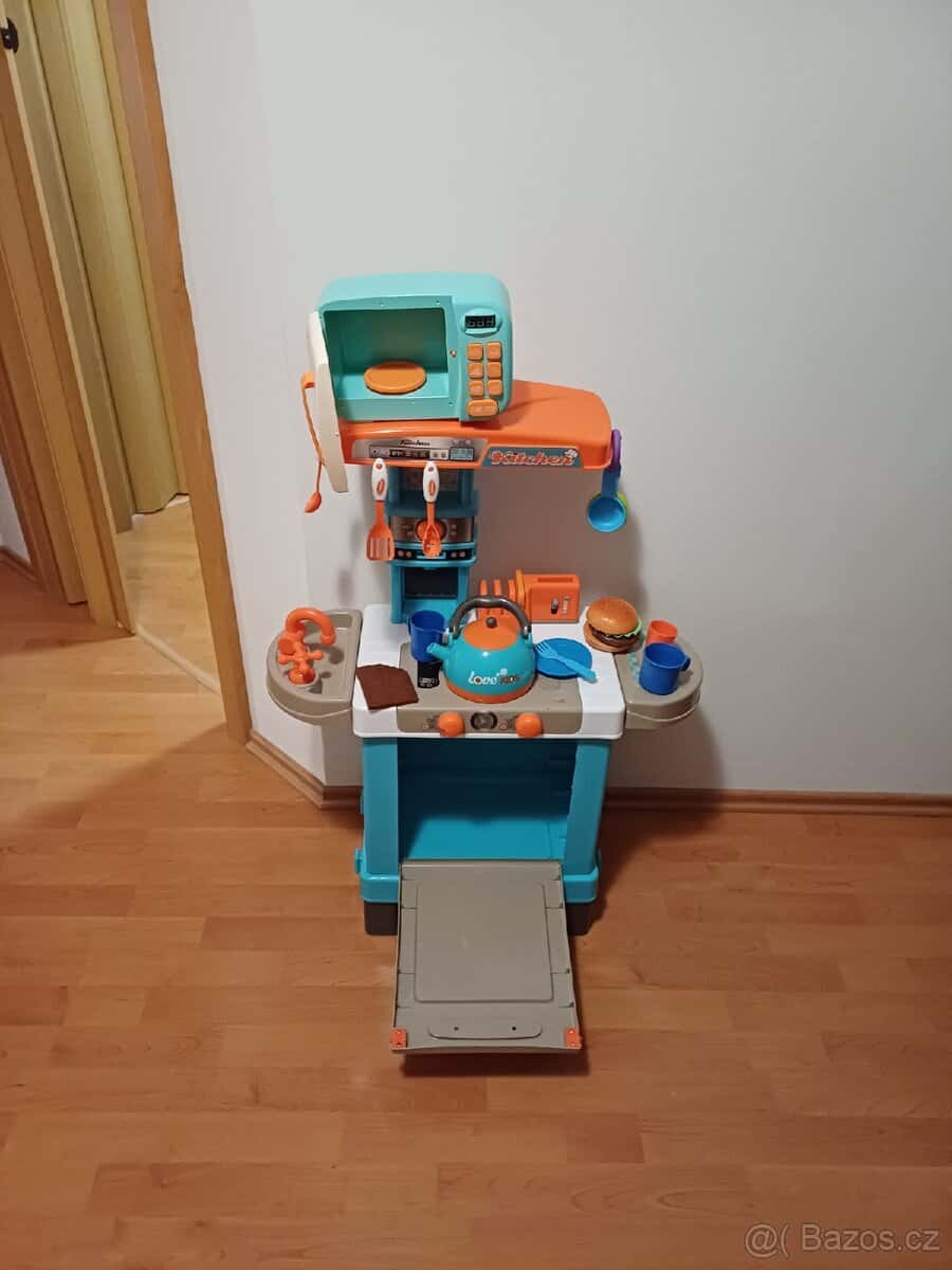 Dětská kuchyňka 3