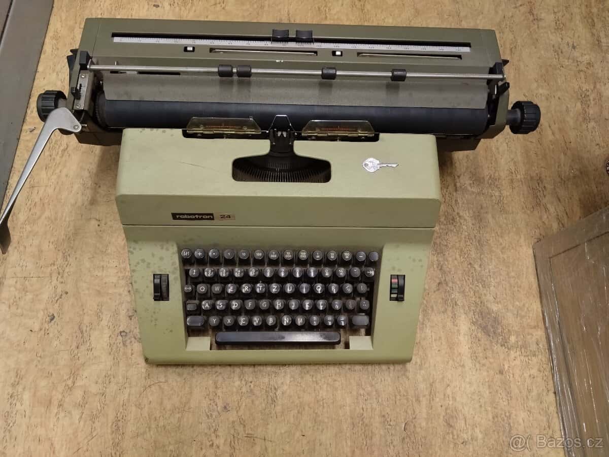 Psací stroj 1