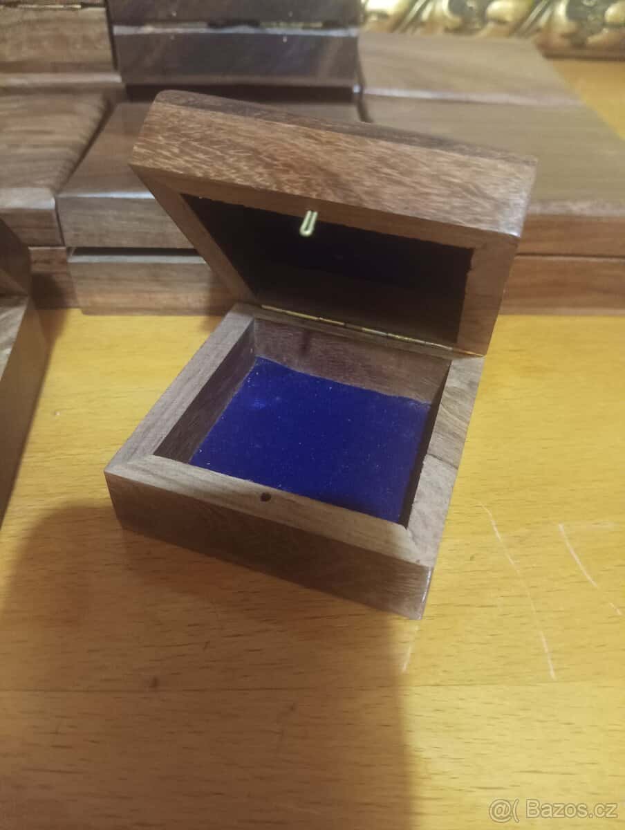 Dřevěné krabičky 6